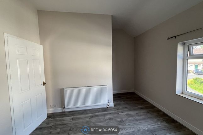 Leavesden Road, Watford photo 3