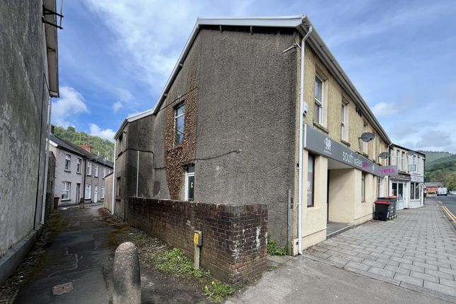 Thumbnail Flat to rent in Tredegar Street, Risca, Newport