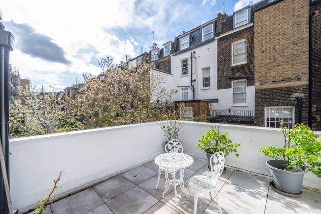 Studio for sale in St Georges Drive, Pimlico, London
