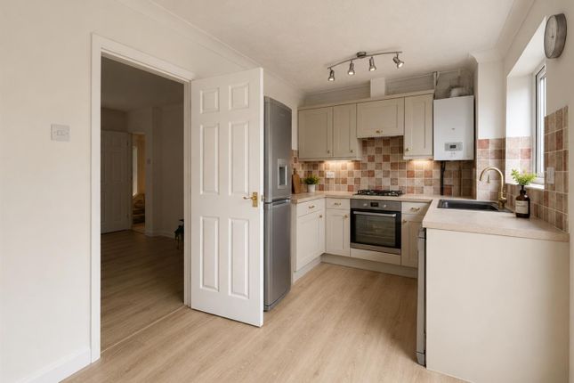 23, Pochard Way, Braintree photo 4