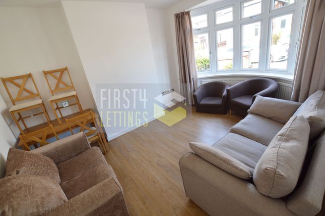 Gainsborough Road, Leicester photo 2