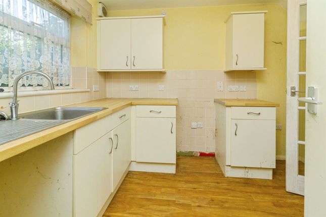90, Manor Road, Bedford photo 4