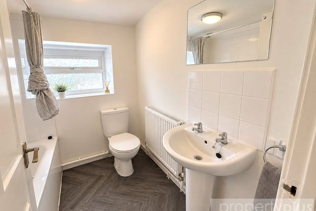 8, Wind Street, Rhondda Cynon Taf photo 4