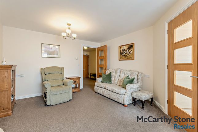 24 Catherine Court, Sopwith Road, Eastleigh photo 3