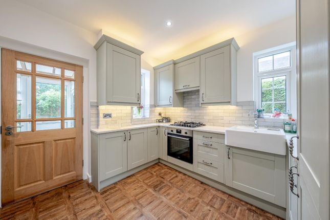 4, Clive Road, Harrogate photo 3