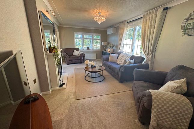 25 Millers Way, Pilgrims Retreat, Maidstone photo 3