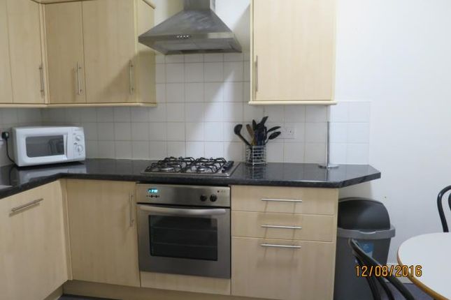 Flat to rent in Marchmont Road, Edinburgh