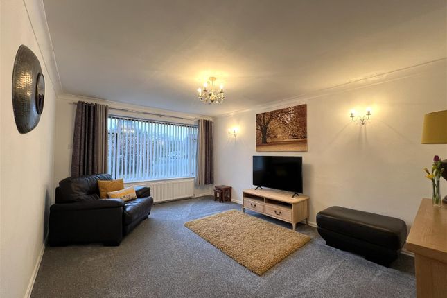 6, Marton Close, Congleton photo 3
