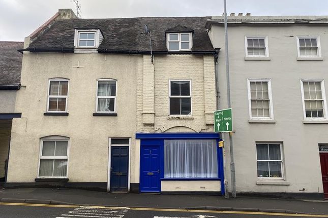 Commercial property for sale in London Road, Worcester, Worcestershire