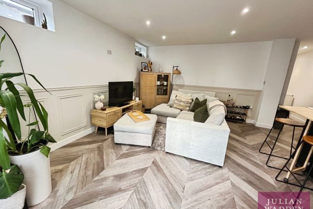 29A,, Central Road, Manchester photo 3