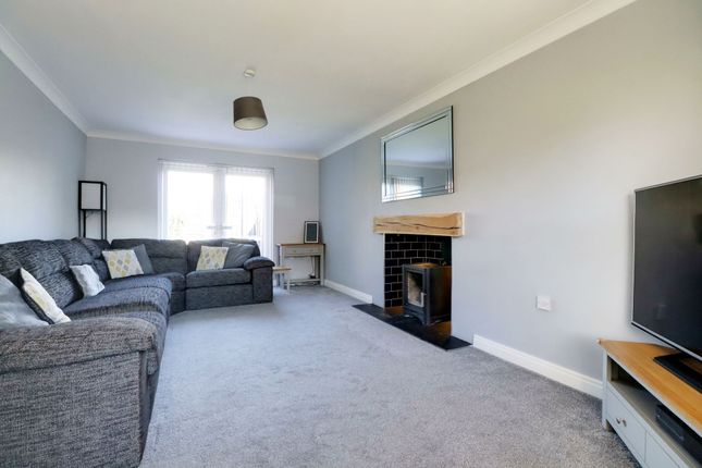 8 Willowmead Close, Scunthorpe photo 3