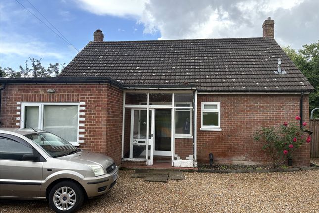 25, Saunders Lane, Surrey photo 5