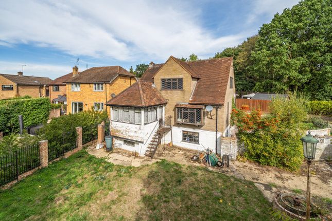 32, High Street, Berkshire photo 2