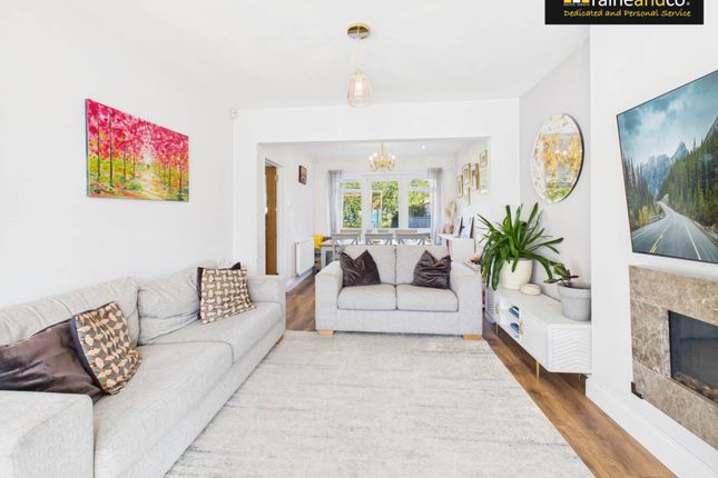 41, Torrington Drive, Potters Bar photo 4