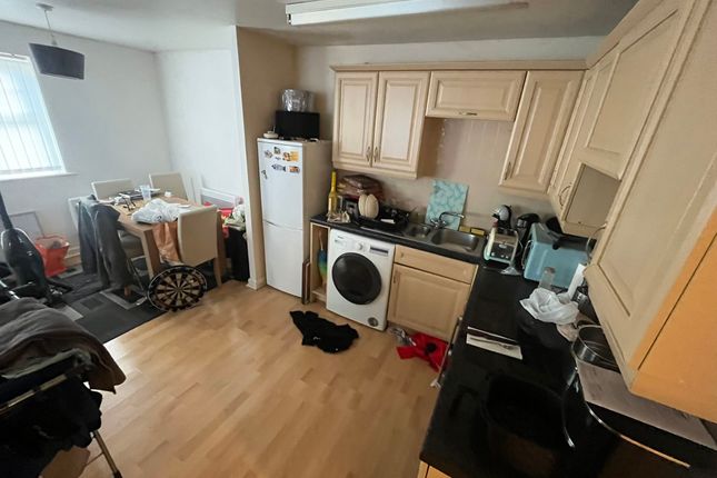 2-bed flat on 64, Piele Road, St. Helens, £80,000