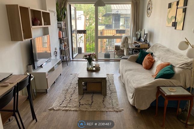 Thumbnail Flat to rent in Carney Place, London