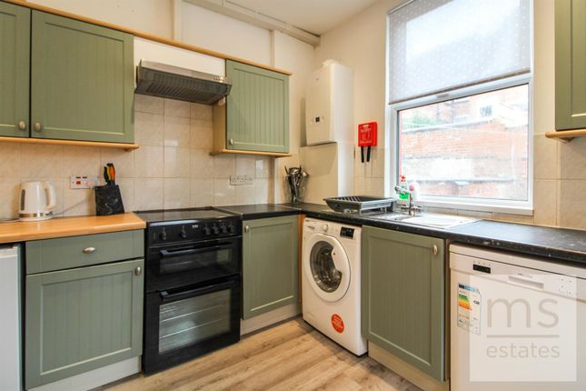 Rolleston Drive, Nottingham photo 4