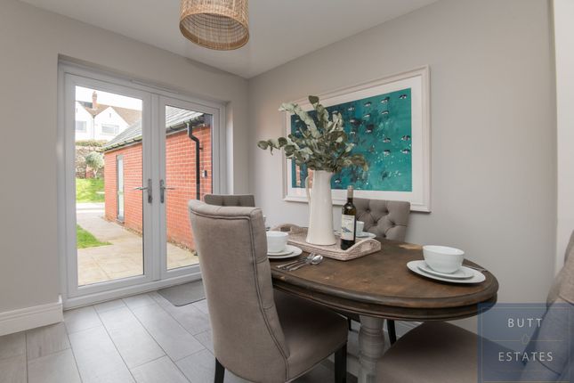 Detached house for sale in Plover Close, Topsham, Exeter