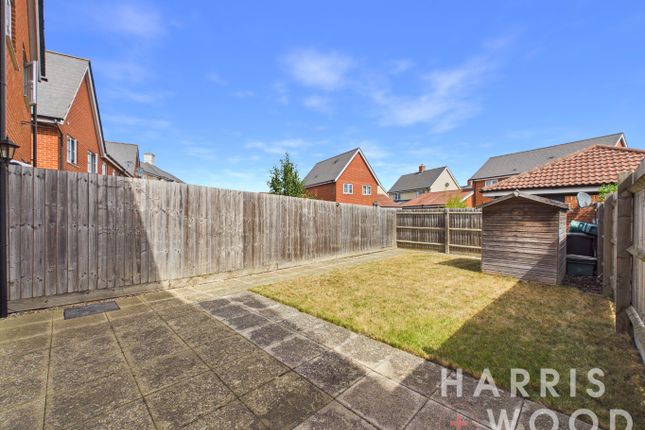 23 Wildeve Avenue, Colchester, Essex photo 4
