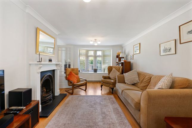 73, Oak Hill, Hollesley, Woodbridge photo 3