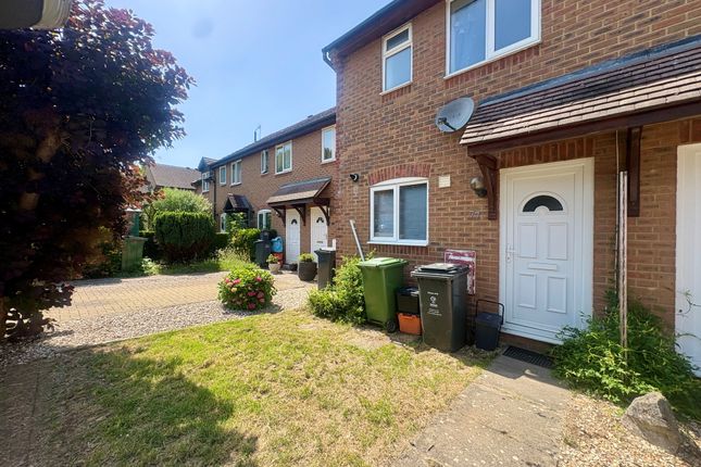 2-bed house on 77, Swindon, £1,150/mo