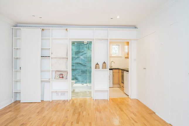 Flat 2, 29, Oakley Street, London photo 4