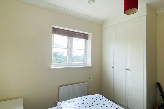 Flat 16, Sovereign House, 41, Brookbank Close, Gloucestershire photo 3