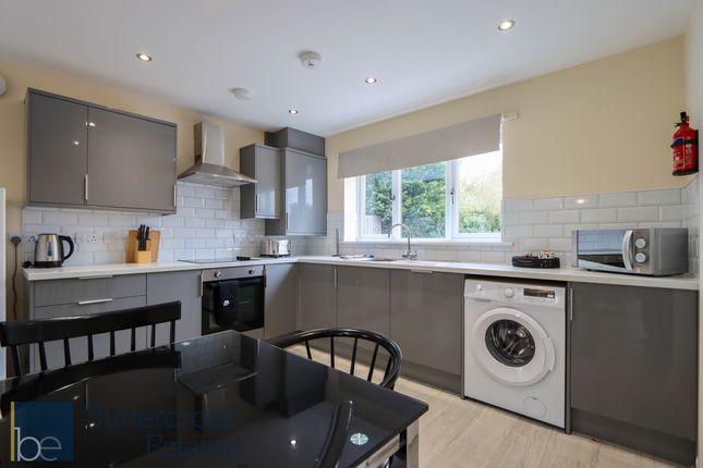 2 Grove Gardens, Balderton photo 4