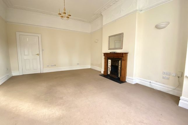Flat 1, 130, Cathedral Road(*), Cardiff photo 2