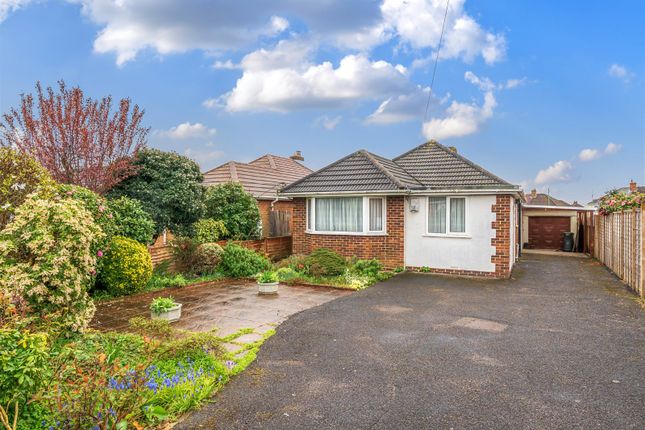 Thumbnail Bungalow for sale in Sellwood Road, Netley Abbey