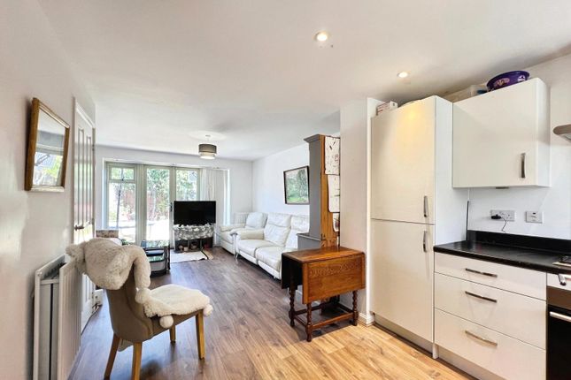 9, Warwick Link, Gloucestershire photo 2