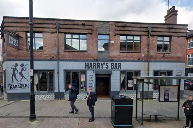 Pub/bar to let in Yorkshire Street, Oldham