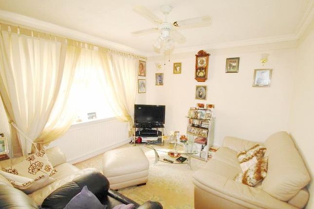 334., Balmoral Drive, Hayes photo 2