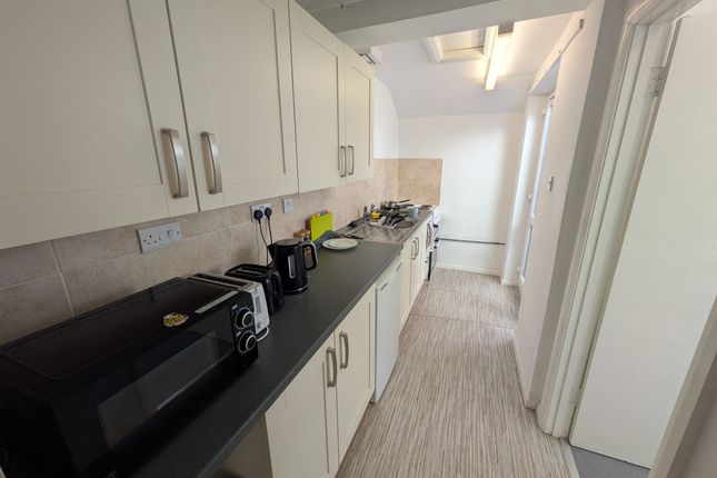 27, Clifton Hill, Exeter photo 5