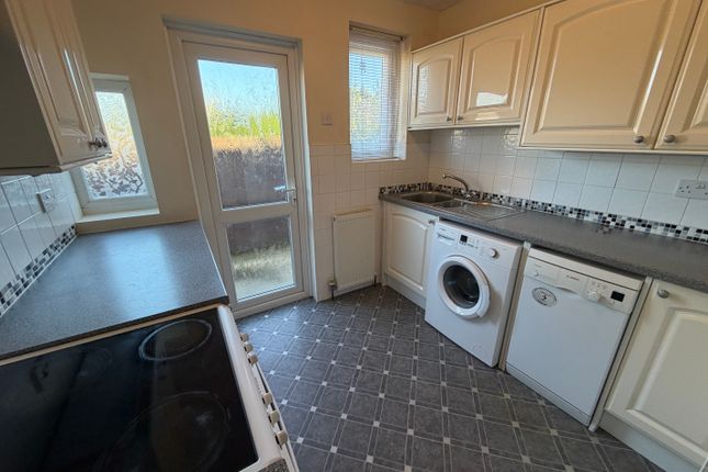 106, Clacton-on-Sea photo 4