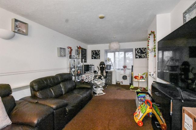Flat 6, 1, Wise House, Red Lion Lane, London photo 2