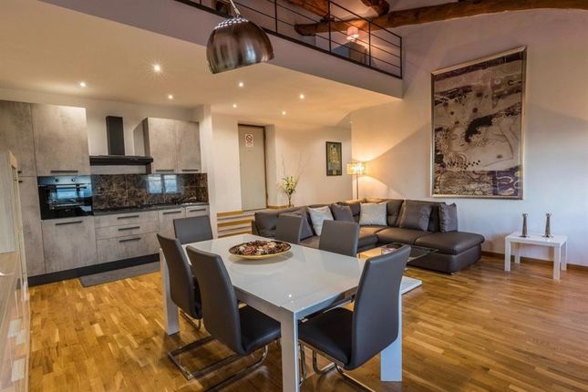 Thumbnail Apartment for sale in Lucca, Tuscany, 55100, Italy