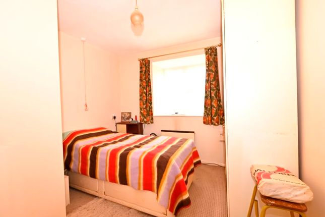 Flat for sale in Essex Place, Newhaven