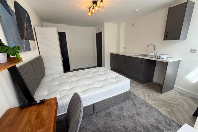 Room 1, 14 Davenport Road, Derby photo 5
