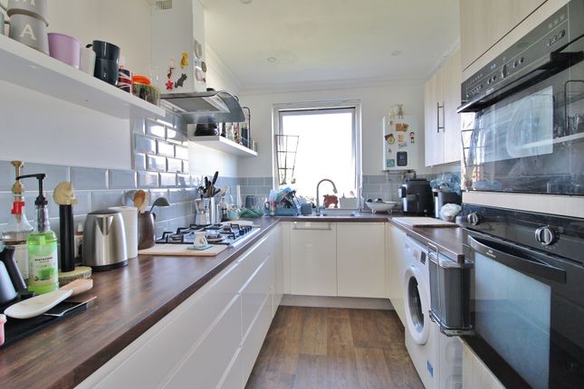 4 Park Mansions, Magdala Road, Portsmouth photo 3