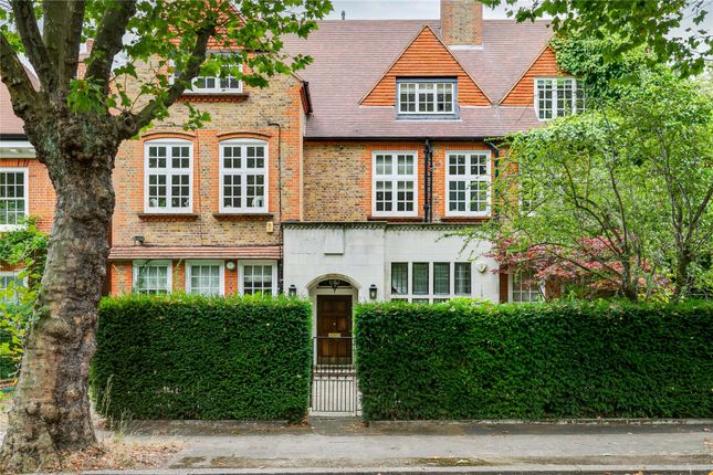 Thumbnail Flat for sale in Wadham Gardens, Primrose Hill, London