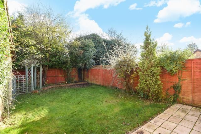 27, Turnstone Close, Wokingham photo 4