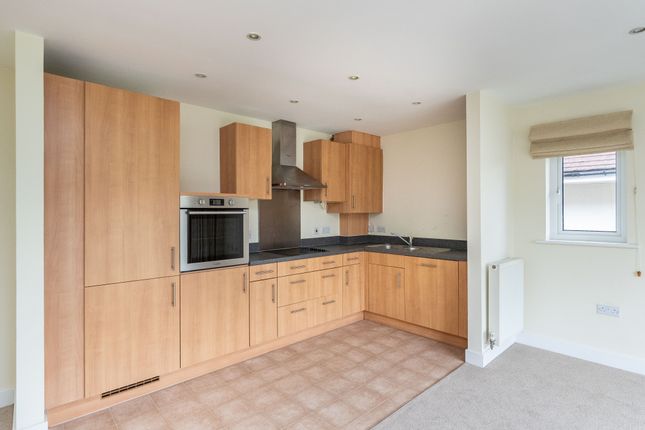 Flat for sale in Hill View, Dorking
