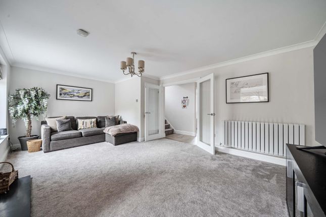3, Boynton Close, Chandler's Ford photo 3