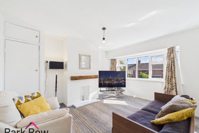 8B, Top Stone Close, Leeds photo 3