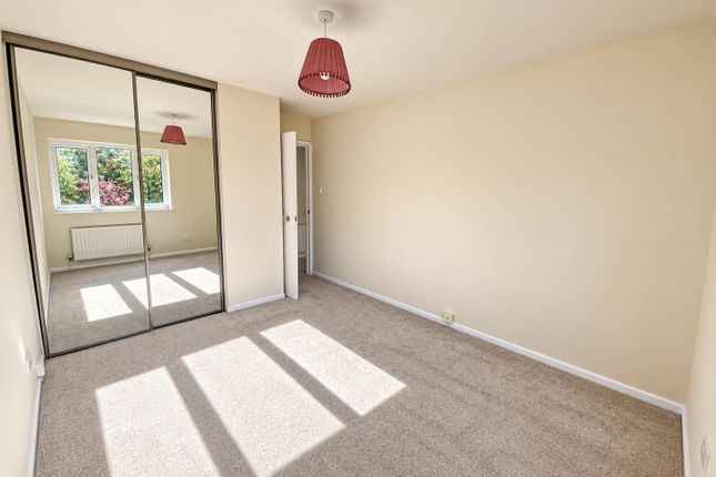 Flat 7, MacMillan House, Basing Road, BANSTEAD photo 3