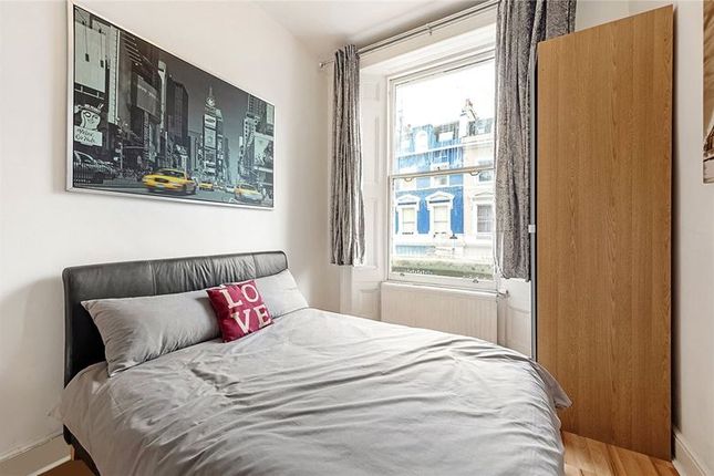 Flat for sale in Ladbroke Crescent, Notting Hill, London