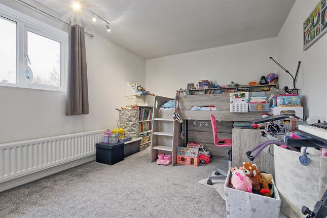 Terraced house for sale in Perse Way, Cambridge