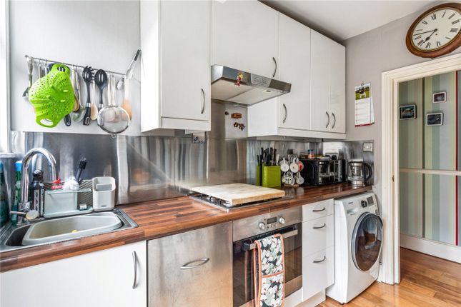 Flat C, 20, Ribblesdale Road, London photo 4