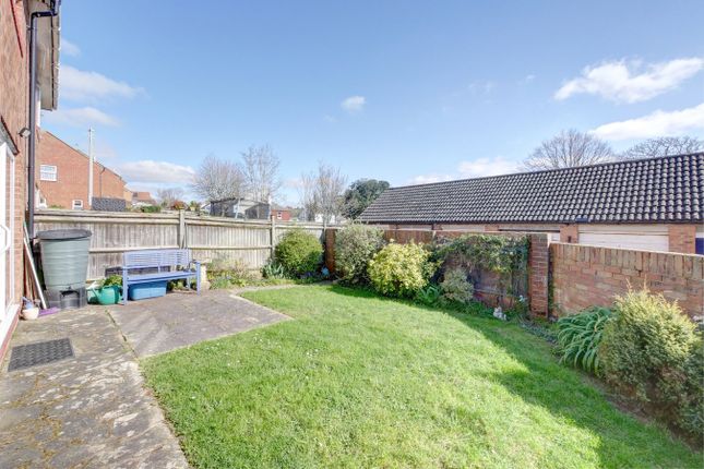 10, Lindfield Drive, Hailsham photo 2